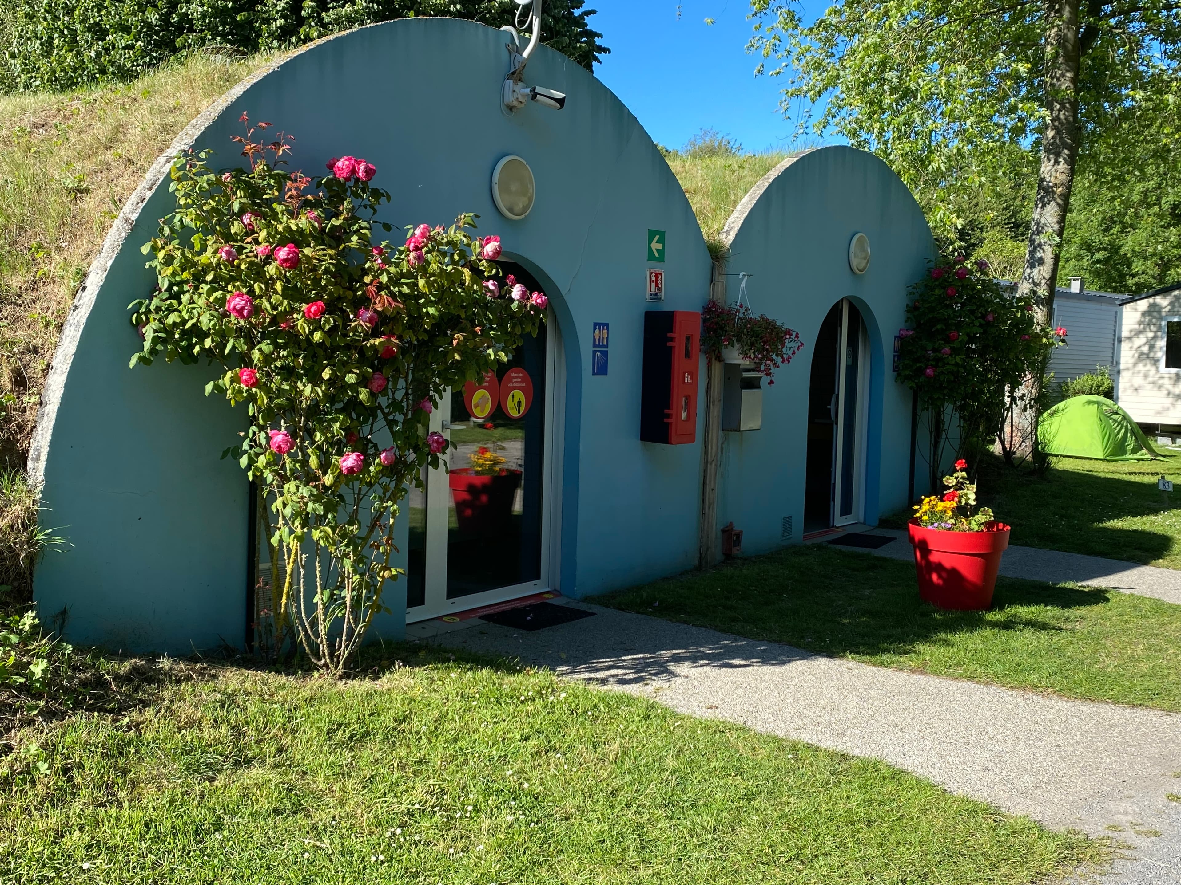 FLOWER CAMPING LE ROMPVAL