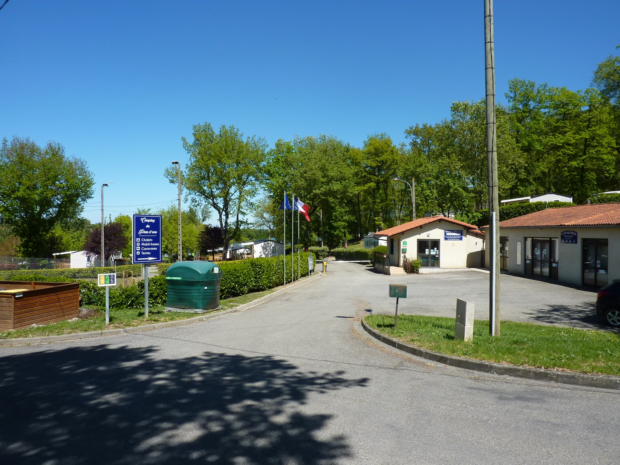 CAMPING DU PLAN D'EAU