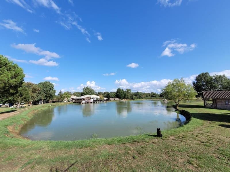 CAMPING DU LAC