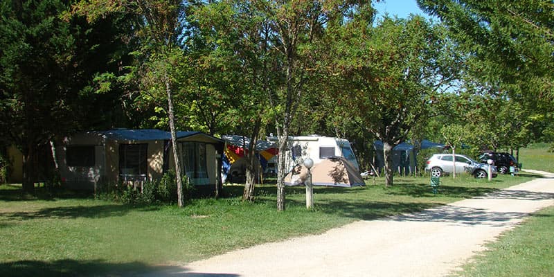 CAMPING LES GRAVES
