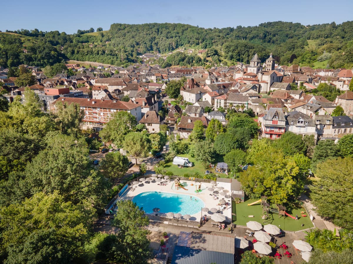 CAMPING HUTTOPIA BEAULIEU SUR DORDOGNE