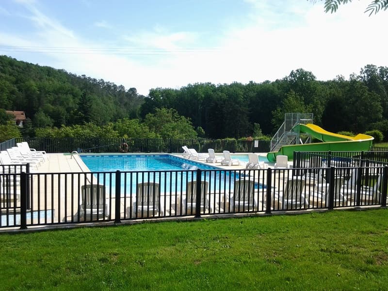 Photo de CAMPING LE CONVIVIAL