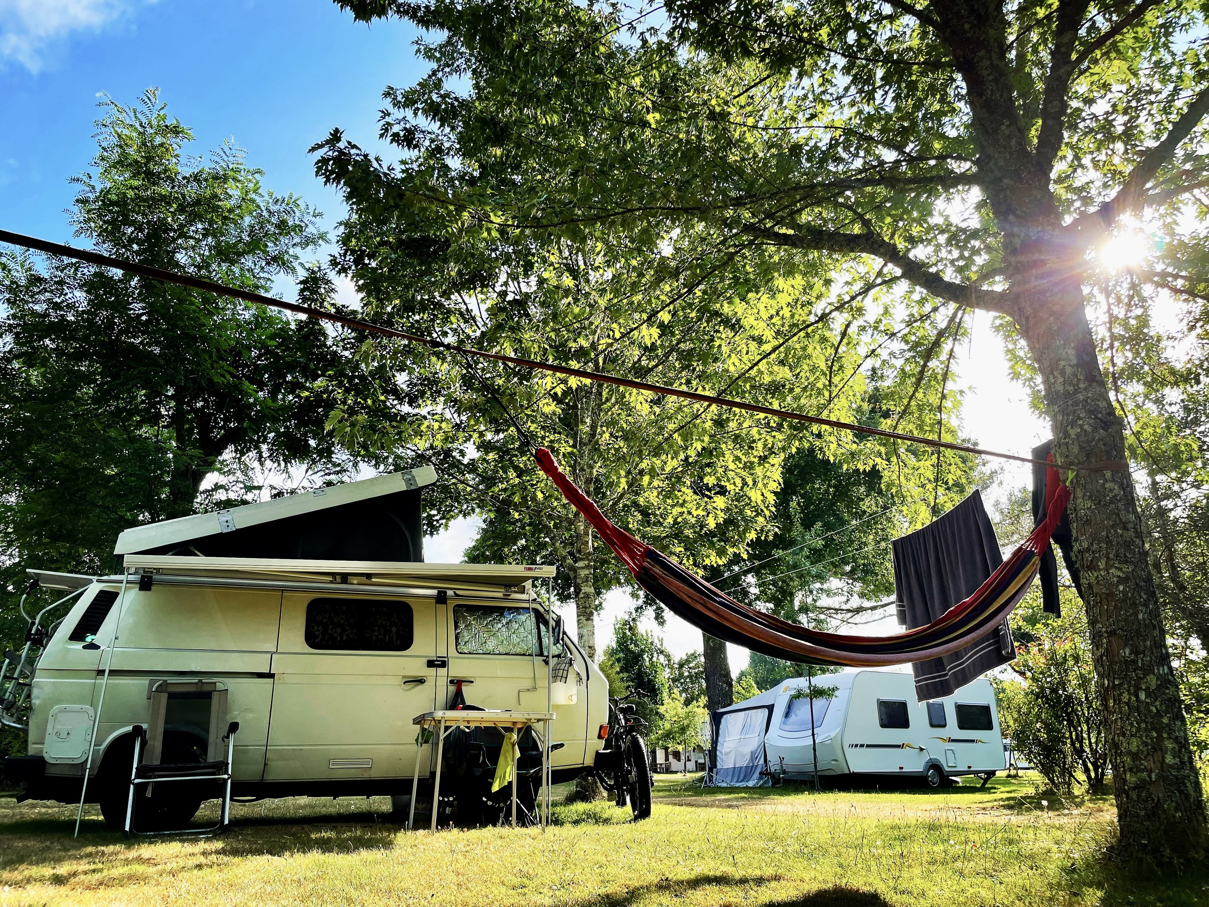 CAMPING AIRE NATURELLE LE FREZAT