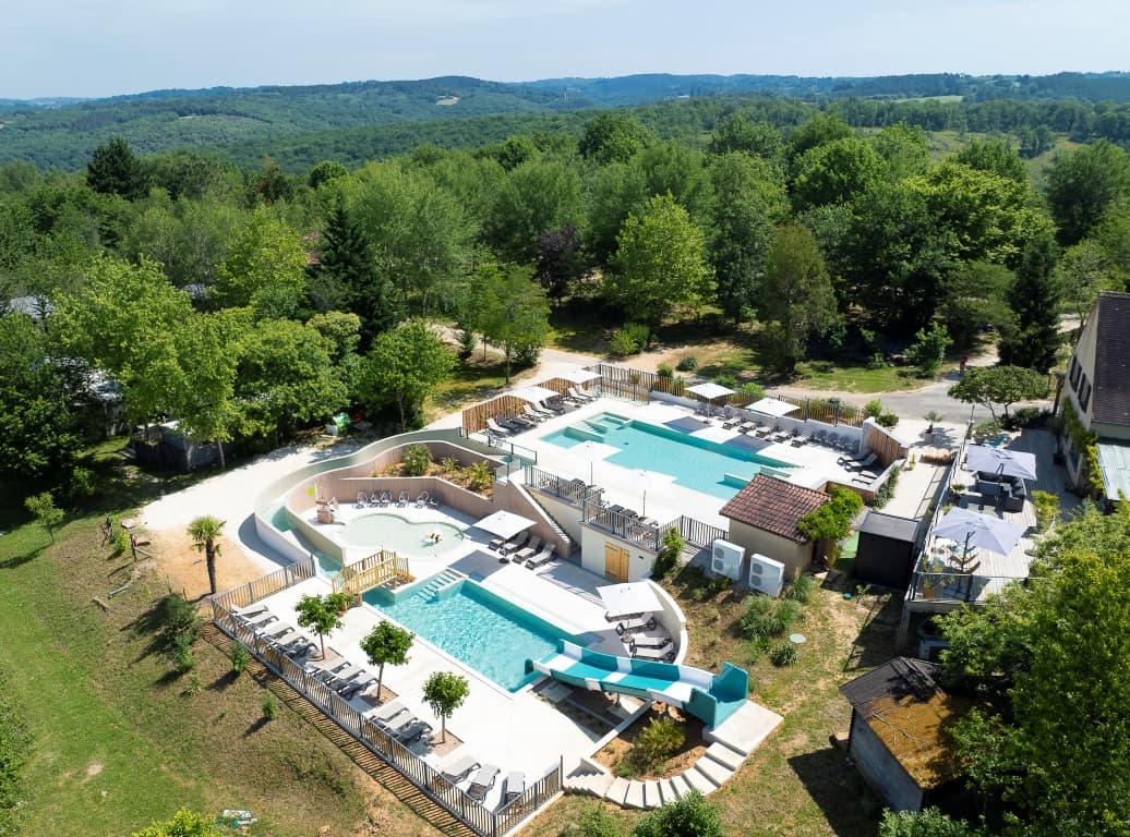 CAMPING LES CHARMES
