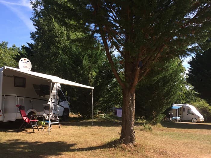 CAMPING LE COTEAU DE L'HERM