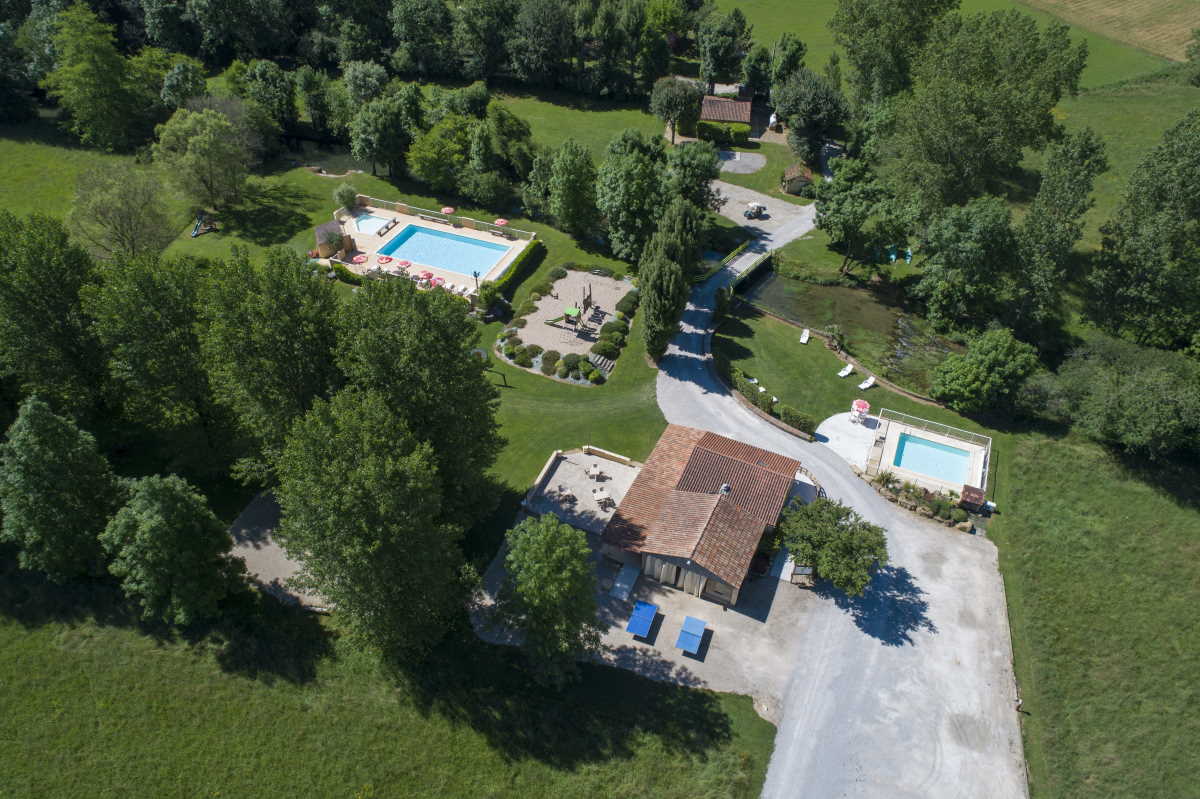 Photo de CAMPING LE DOUZOU