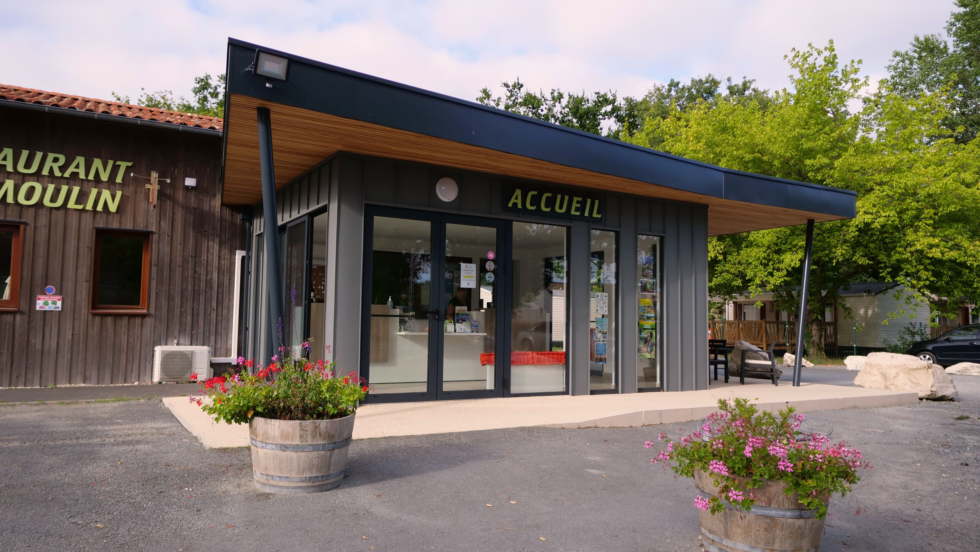 CAMPING DU VIEUX MOULIN