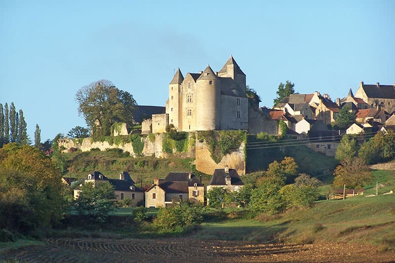Aire communale de Salignac-Eyvigues