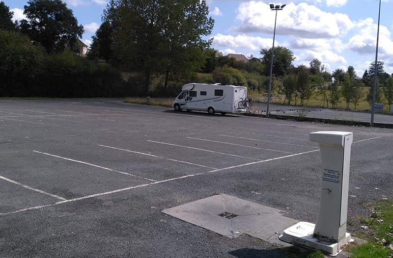 Aire communale de Beaumont-du-Périgord