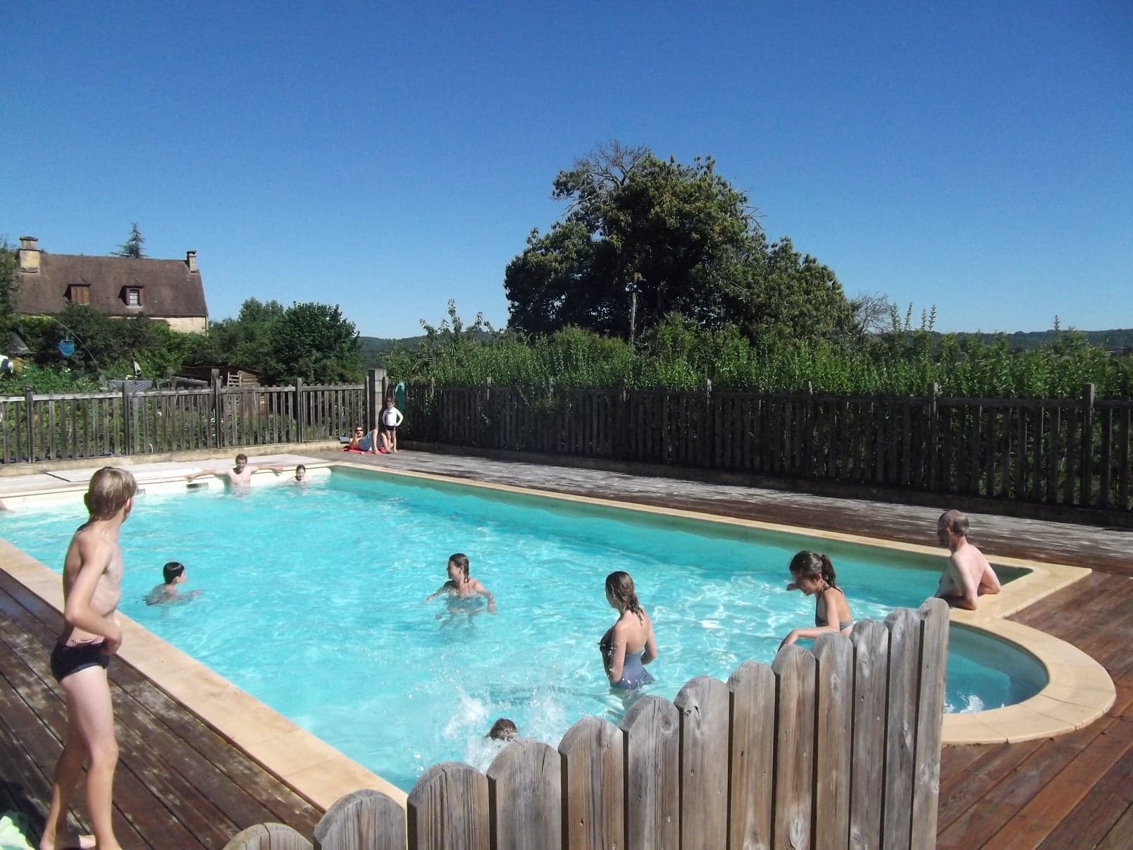 Photo de CAMPING LA ROUSSIE