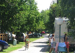 CAMPING L'ENCLAVE