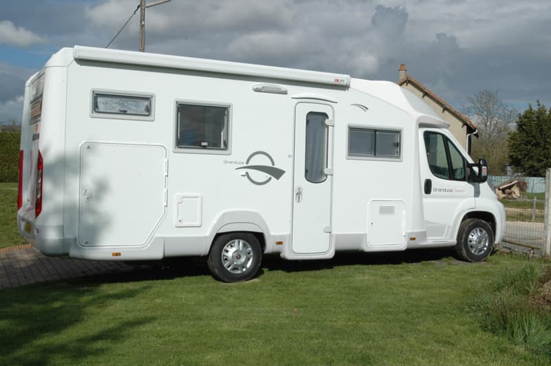 CAMPING DE CHARTRES