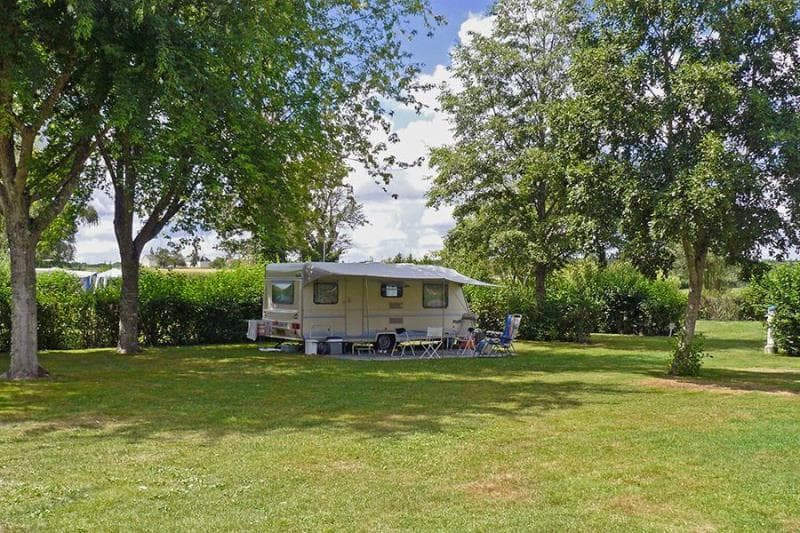 CAMPING LES CHÊNES