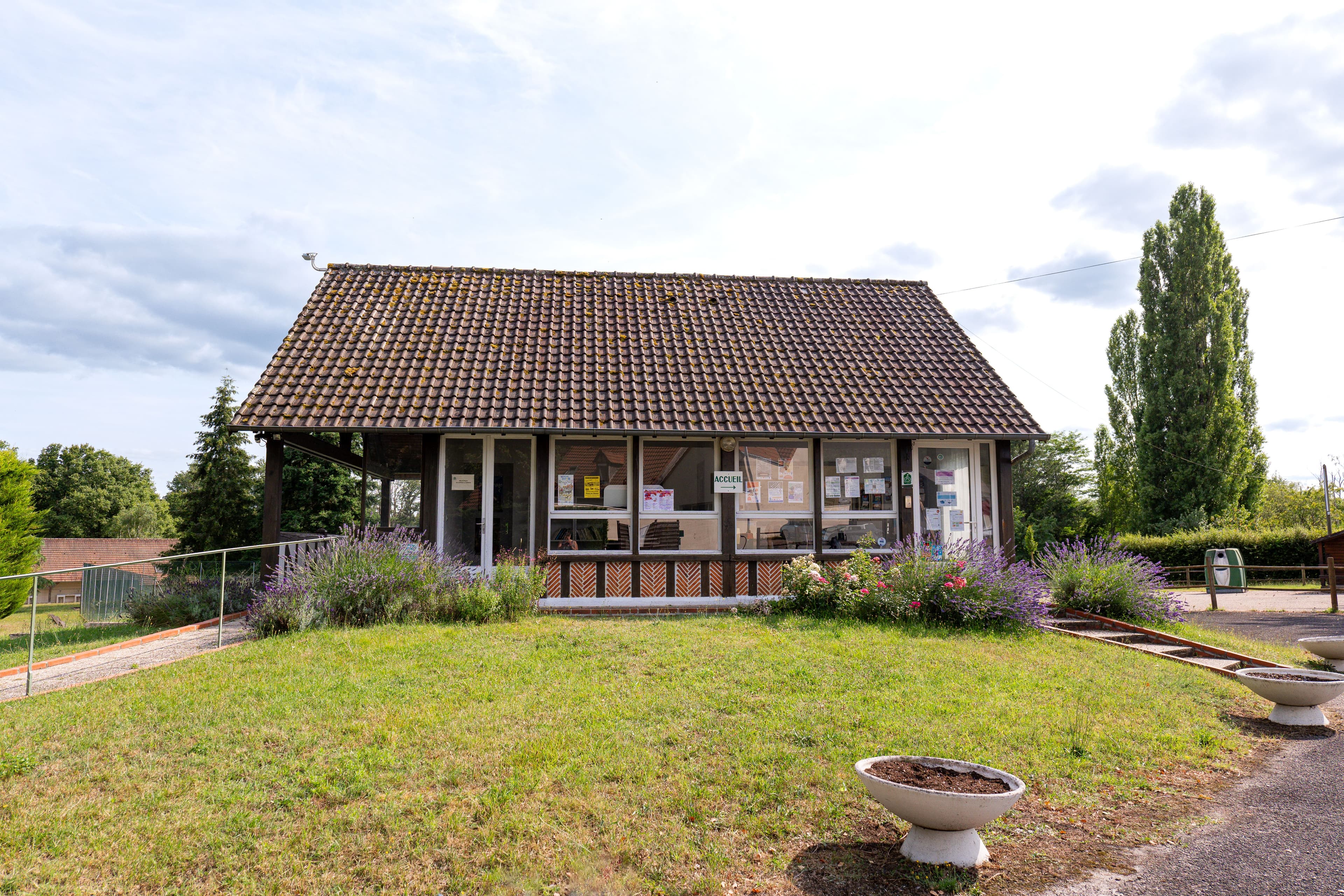 CAMPING  LA VARENNE