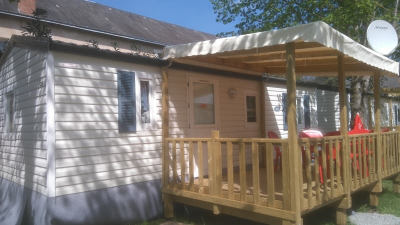 CAMPING LES CHAMBONS