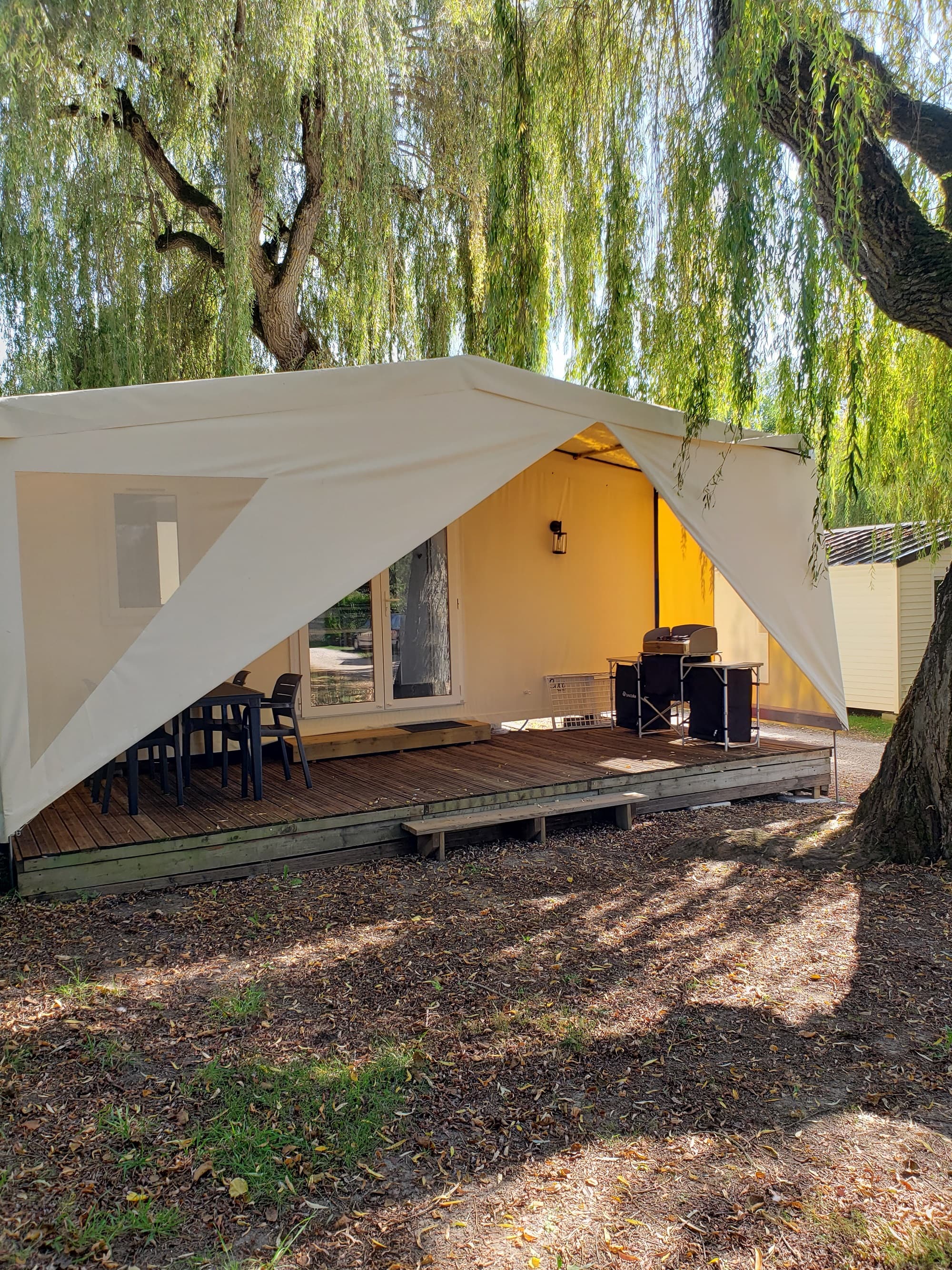 CAMPING L'ENTRE DEUX