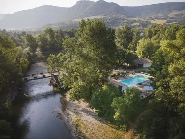 CAMPING HUTTOPIA MILLAU