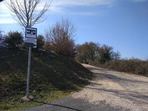 Aire municipale de camping-car